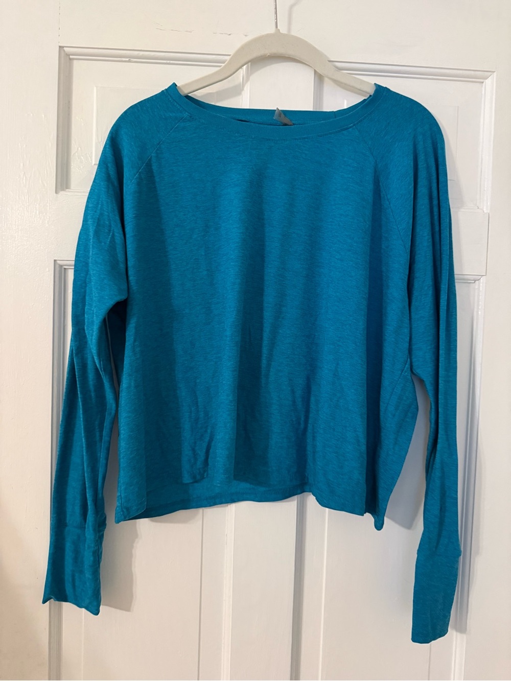Beyond Yoga Teal Long-Sleeve Pullover Top